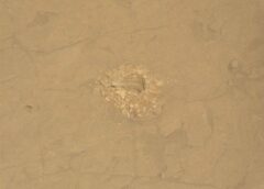 Curiosity Blog, Sols 4568-4569: A Close Look at the Altadena Drill Hole and Tailings