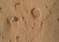 Curiosity Blog, Sols 4988-4994: More New Tricks for an Old Dog